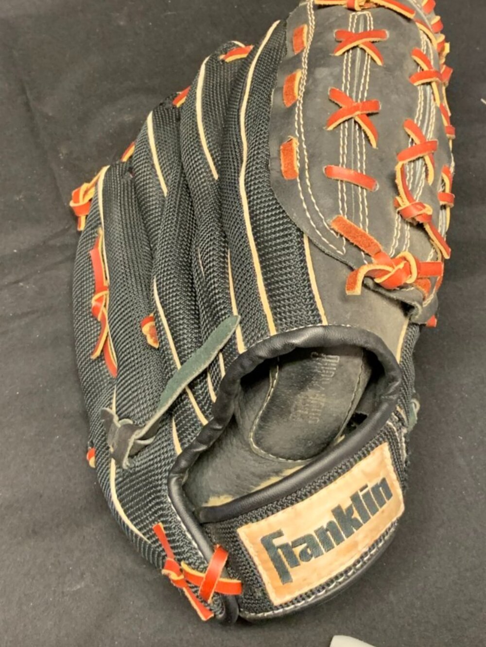 VTG Top Grain Cow Hide Franklin Mit Rawhide Laced Softball Outfield #4379